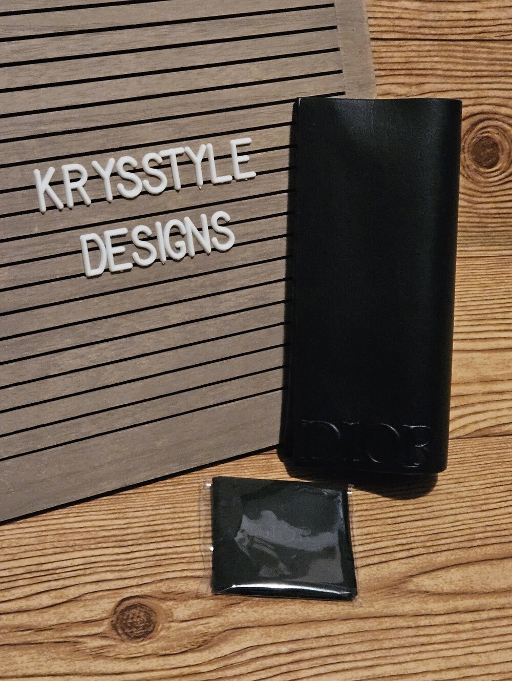 Christian Dior Sunglasses Case With Lens Wipe